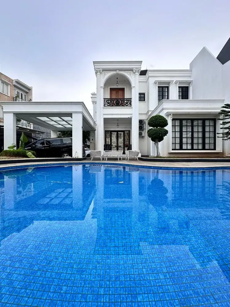 FOR SALE KELAPA GADING LUXURIOUS AMERICAN CLASSIC DALAM KOMPLEK