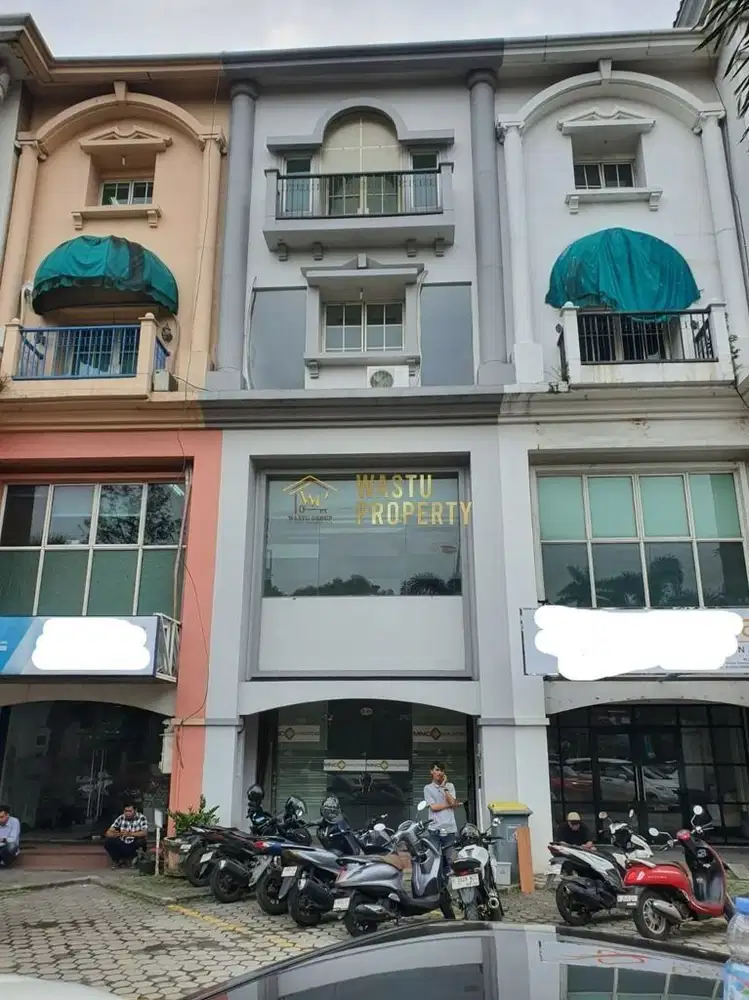RUKO 4 LANTAI LOKASI STRATEGIS DI PONDOK INDAH HARGA NEGO