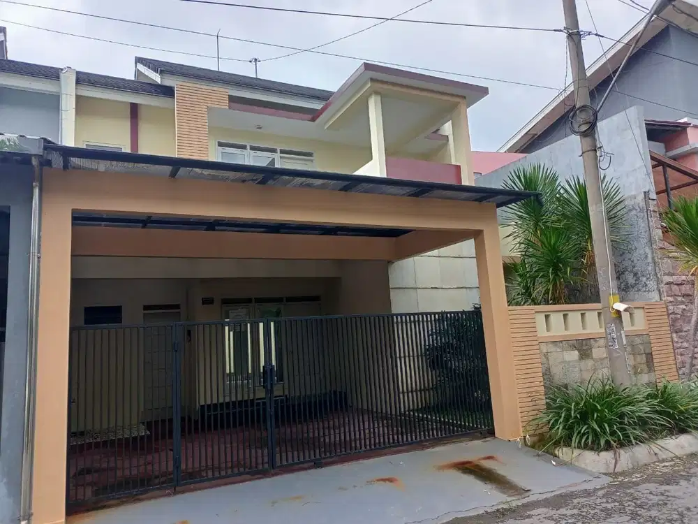 Rumah Baru 2 Lantai Redi Di Cluster Dekat Rs JIH Baturan Colomadu
