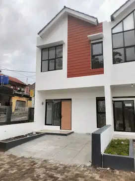 Di jual ready hunian cluster 2 lantai minimalis