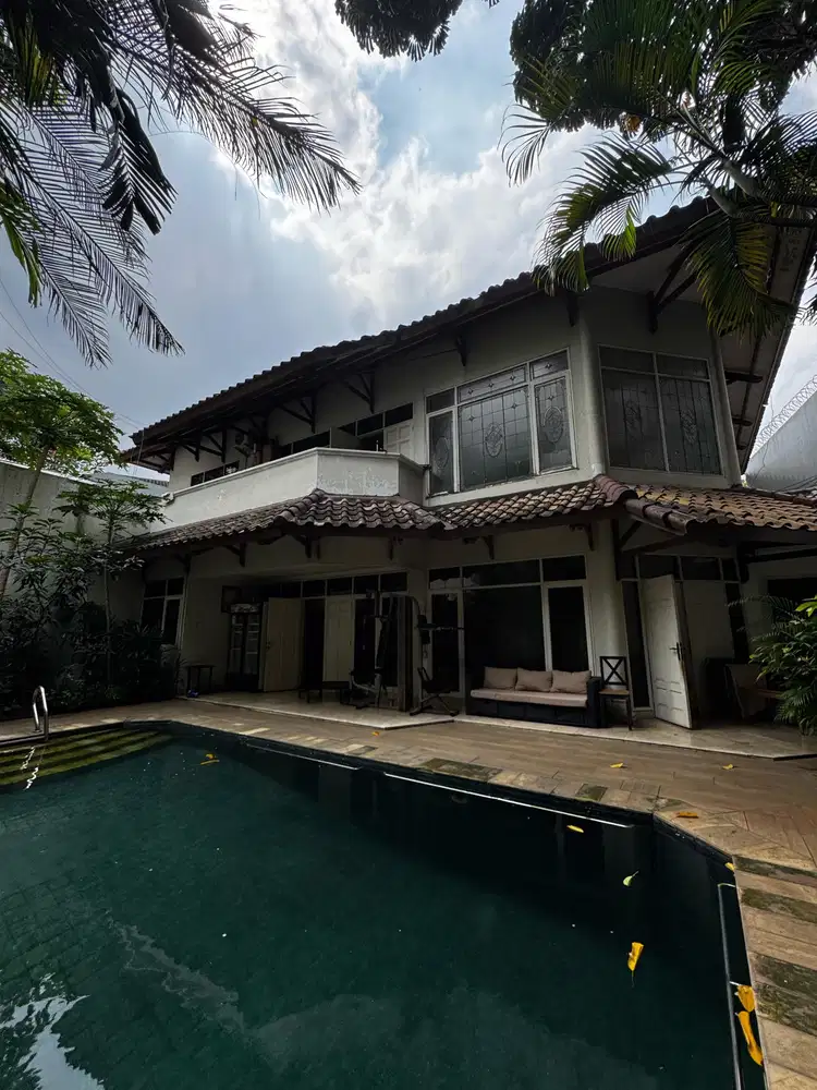 Dijual Rumah SHM di Selong Kebayoran Baru Area Bebas Banjir Strategis