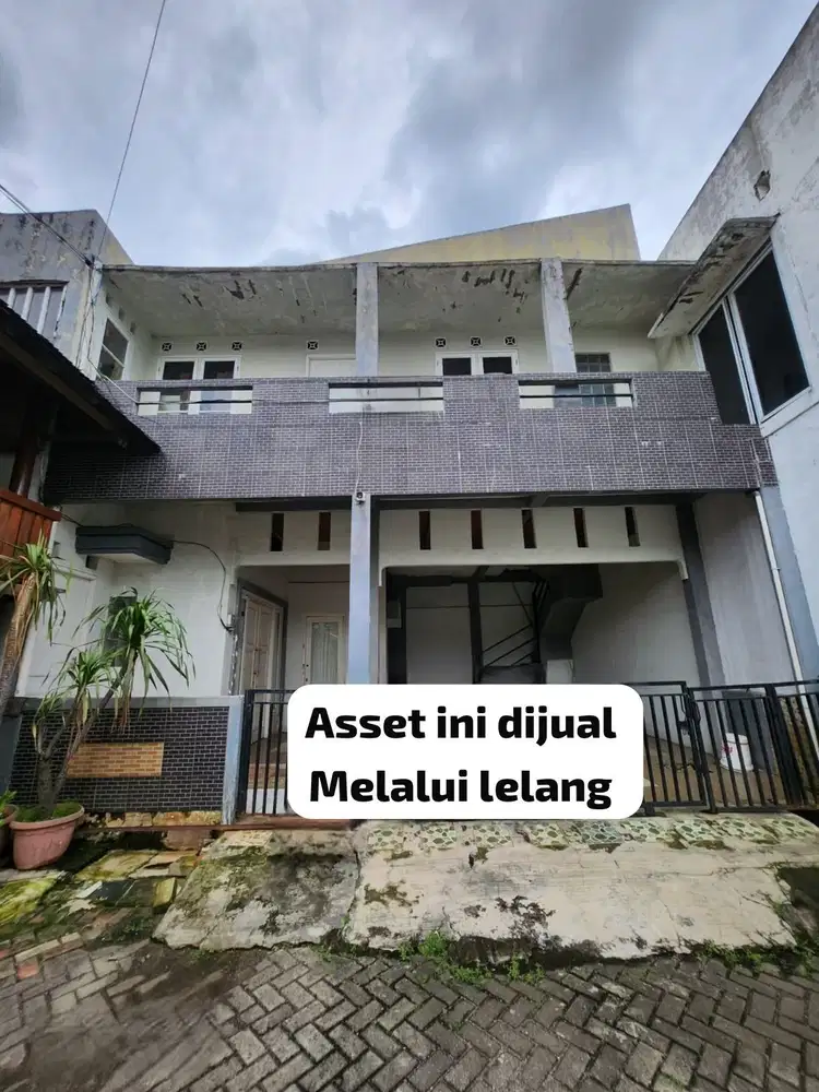 DIJUAL RUMAH MURAH VIA LELANG sdh kosong.. Perum Taman royal