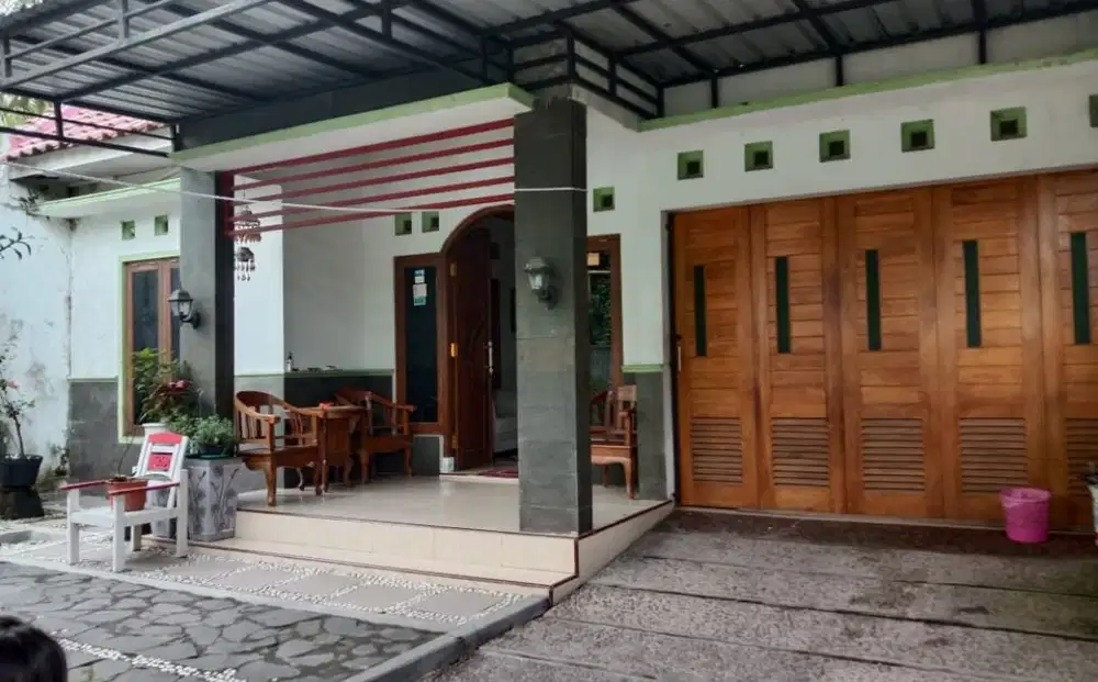 Rumah 5 kmr mandi jl kaliurang pskem sleman