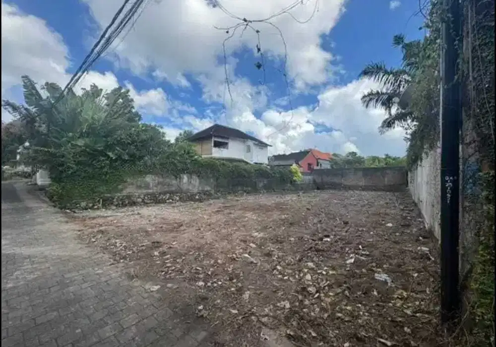 DIJUAL TANAH DEKAT PANTAI SEMINYAK BALI