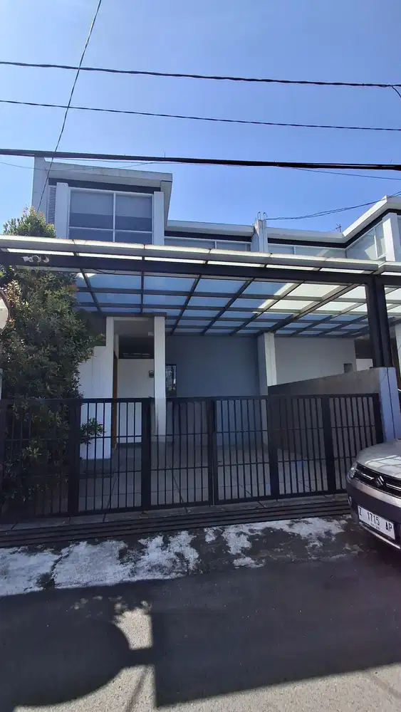 Rumah baru full furnished dan SHM area jalan bkr bandung dekat toha