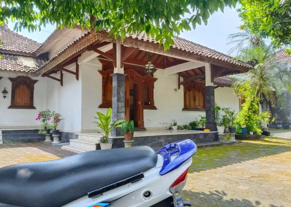 Rumah Punggawan 681Mt, 7Kt, 4Km, dekat hotel Sahid, Banjarsari, Solo