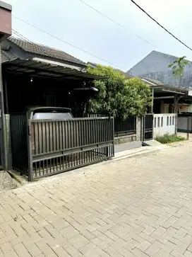 Dijual Rumah Meruyung Dekat Kubah Mas