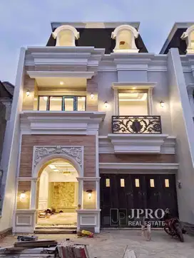 Rumah Mewah Cluster Strategis Di Area Simatupang Ragunan Pasar Minggu