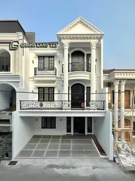 RUMAH BARU MEWAH 3 LANTAI CLUSTER STRATEGIS DI KEBAGUSAN DEKAT TOL