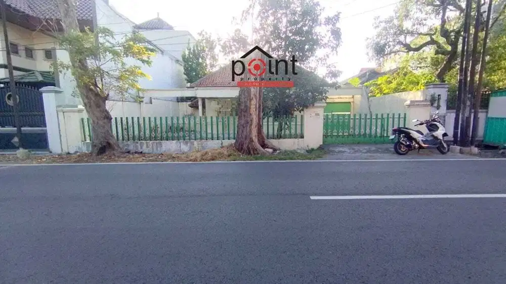 Tanah dan bangunan prospektif tengah kota solo