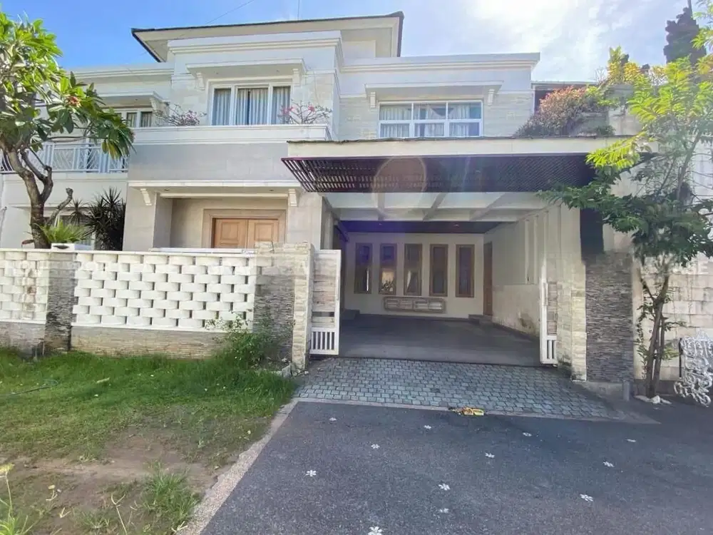 Rumah Mediterranean Renon Denpasar Bali