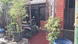 RUMAH TENGAH KOTA SURABAYA DIJUAL MURAH