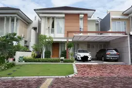 RUMAH MEWAH MEGAH STRATEGIS AKSES MUDAH DI DEKAT UGM
