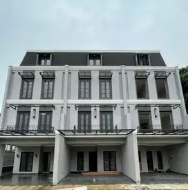 Townhouse Baru 3,5 Lantai Duren tiga Mampang