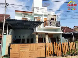 Dijual Rumah Cantik 2 Lantai di Perum Griya Indah Agus Salim - Bwi