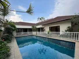 Disewakan Modern House area Kemang