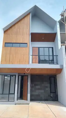 Miliki Rumah 2 Lantai Letak Super Strategis
