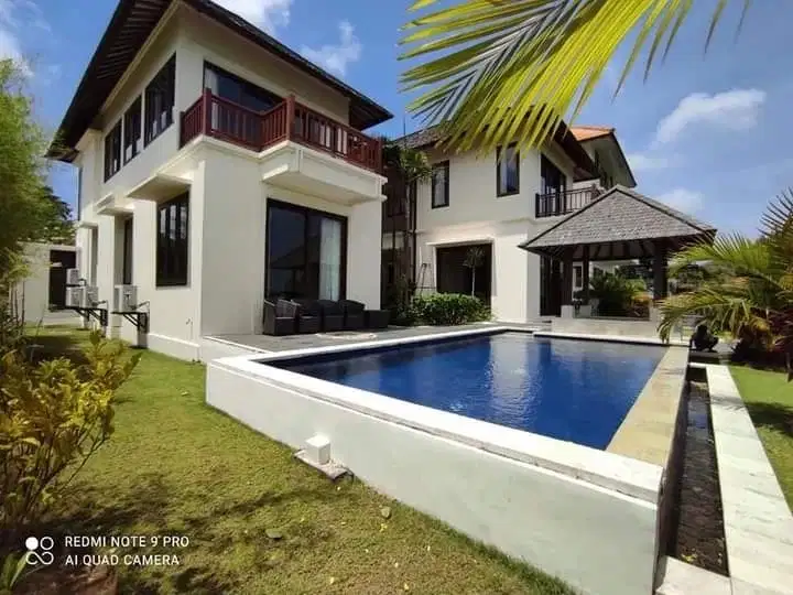 Nego, Luxury villa view laut di komplek Pecatu graha resort