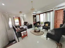 Rumah 2 lantai furnish di cigadung hill bandung