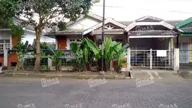 JUAL MURAH RUMAH ARAYA MALANG LUAS 264 m2, DEKAT PLAZA ARAYA