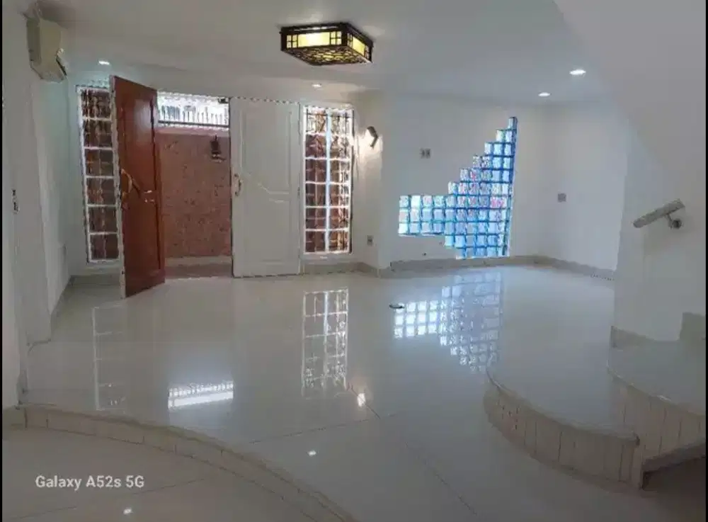 RUMAH HOEK UK 11X18M DI TANJUNG DUREN SHM