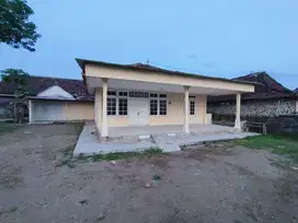 Disewakan Rumah besar di Tajem maguwoharjo
