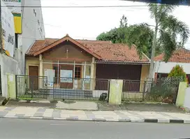 (SR) Dijual Rumah di Jl. Kelud Semarang