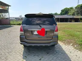 Kijang Innova E+ 2010 Abu Abu Metalik
