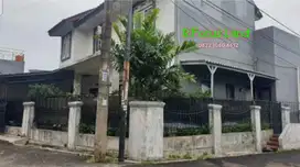 Rumah Komplek STRATEGIS dekat JALAN RAYA di PONDOK AREN