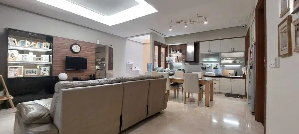 Rumah Mewah Bagus Siap Huni di Ciumbuleuit Bandung