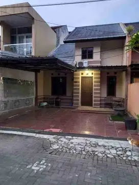 Dijual Cepat Rumah Dalam komplek Pinus Regensi Sudah Murah