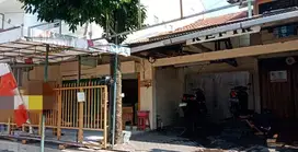 Dijual Rumah Tepi Jalan Raya Kelud Semarang
