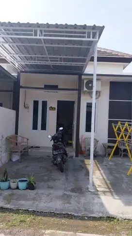 RUMAH  TLOGOMULYO DEKAT SMPN 34 PEDURUNGAN