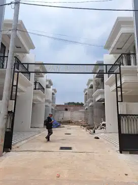 RUMAH 2 LANTAI LOKASI STRATEGIS DI TENGAH PUSAT KOTA DEPOK