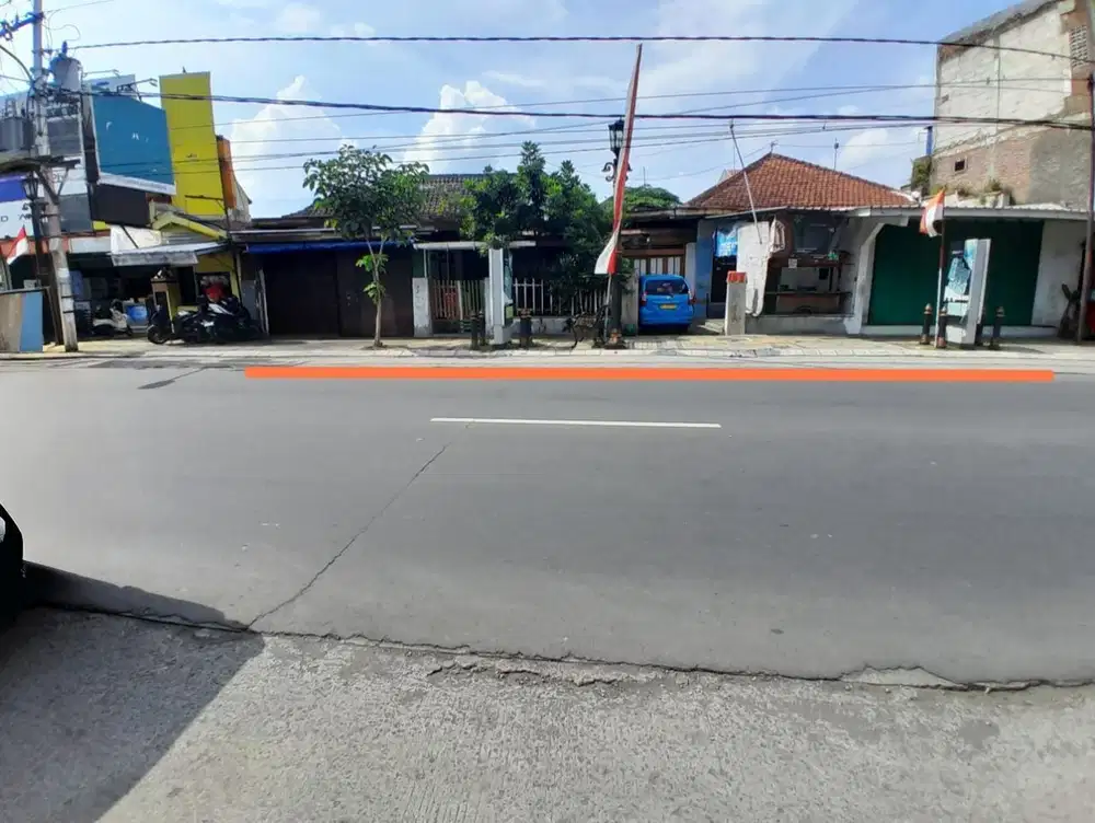 Tanah strategis pinggir jl raya bonus rumah