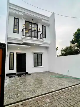 Dijual rumah baru bagus 3 Lt lokasi strategis di Jagakarta Jaksel