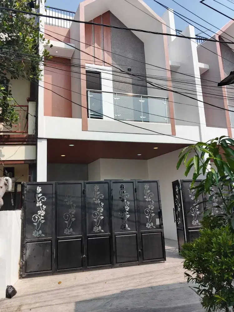 Di jual rumah baru di cempaka baru kemayoran