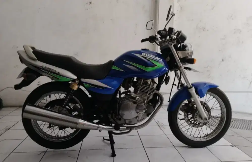 Dijual Suzuki Thunder 250cc th 2005
