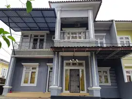 DIJUAL CEPAT  RUMAH BAGUS  DI KOMPEK ELIT    WAYHITAM PALEMBANG