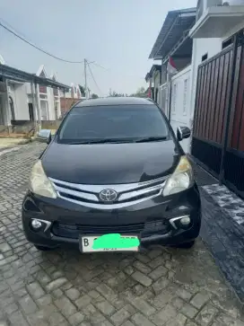 Dijual mobil Toyota avanza G 1.3 manual dual airbag