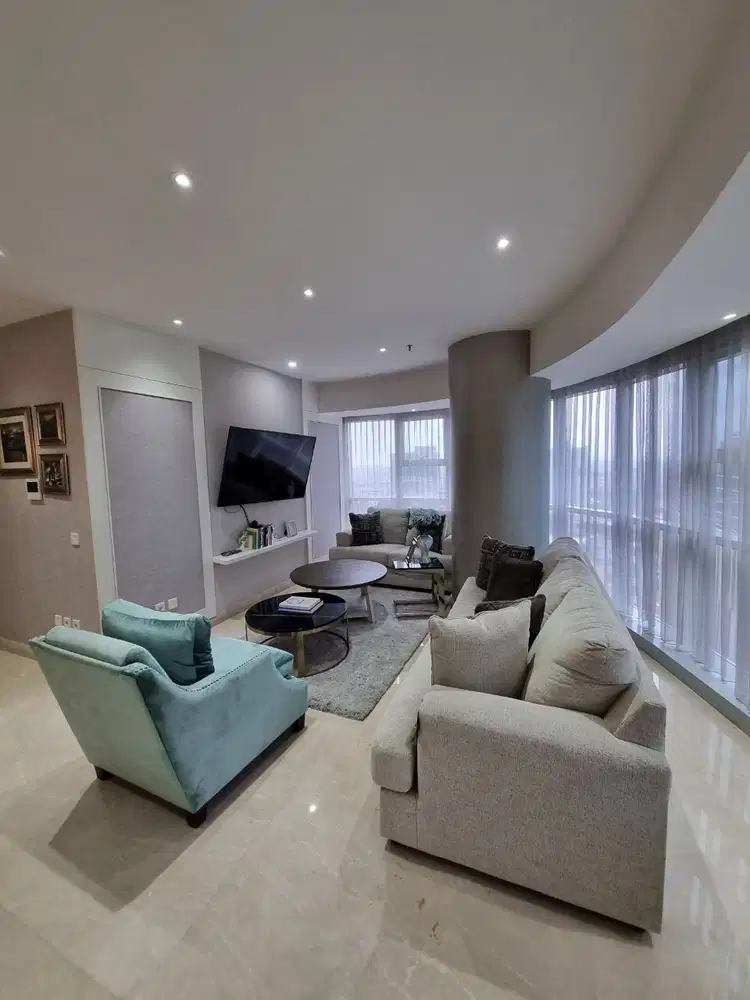 MURAH BENERAN APARTEMEN MEWAH ONE ICON 3 BR LANTAI RENDAH