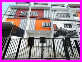 dhyana Rumah baru ukuran 4x14m di Tanjung Duren