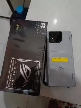 Asusu ROG phone 8 12/256 like new