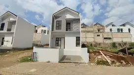 Rumah villa Tropis Bumi Asri Parahyangan Bandung