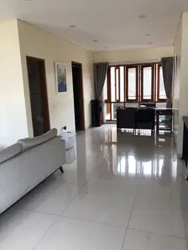 Jual Rumah Furnish 2 Lantai di Maltra Residence Sayap Rajawali