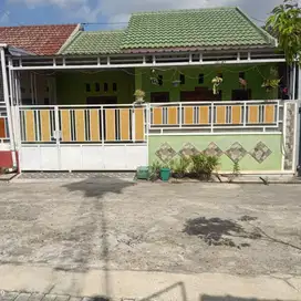 Rumah bagus di perum siap huni di Mojolaban Sukoharjo