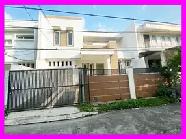 Dhyana Rumah ukuran 11x20m di komplek Green Ville Kebun Jeruk