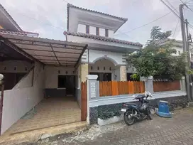 Rumah furnish dlm komplek jl. damai Sleman