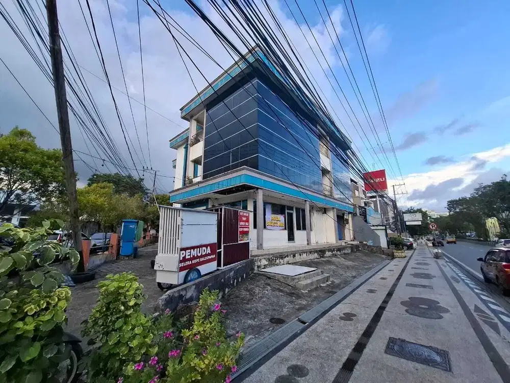 Dijual Gedung Kantor Tengah kota