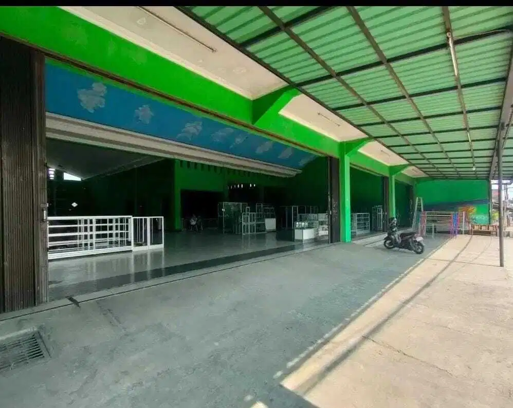 Disewakan ruko besar di sleman